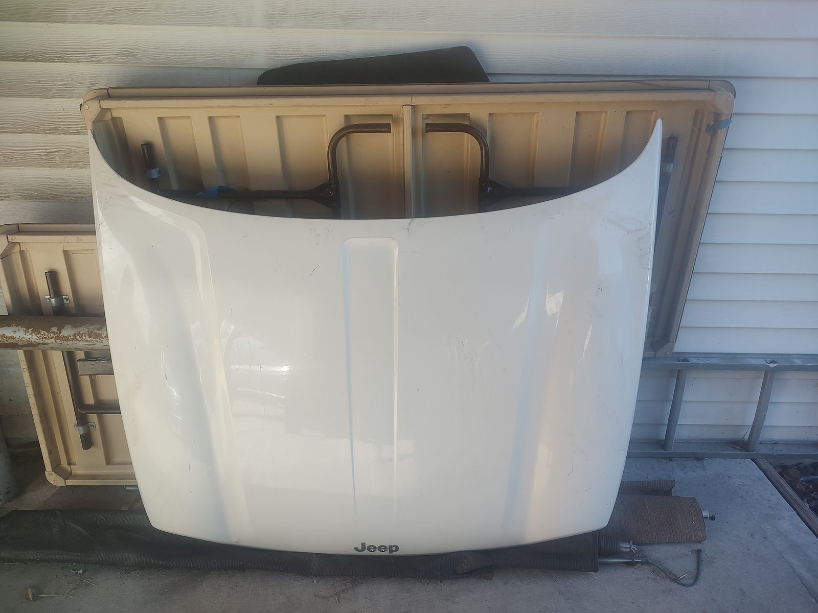 Jeep Liberty Hood (White)