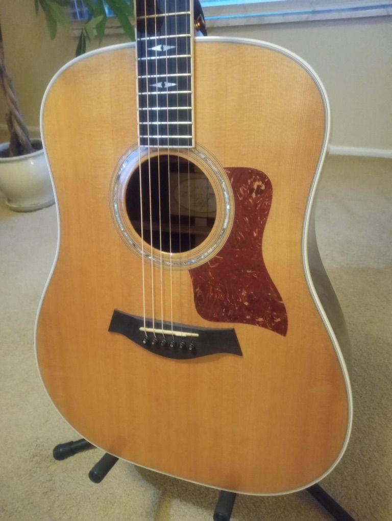 Taylor 810 Acoustic Guitar W/ Orginal Case