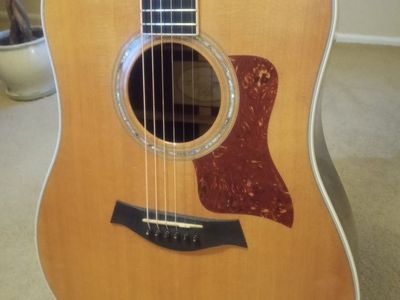 Taylor 810 Acoustic Guitar W/ Orginal Case