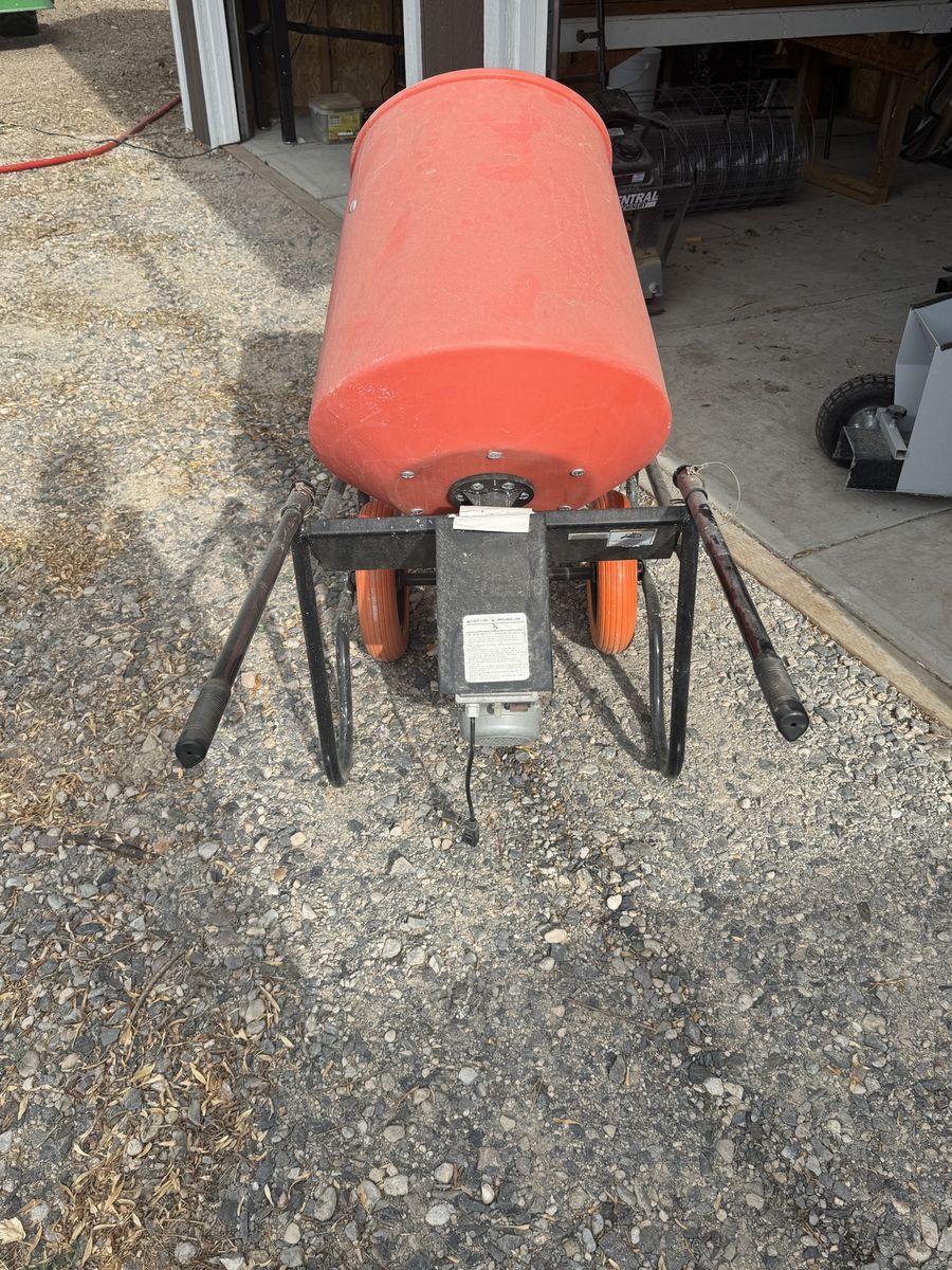 Main image 5