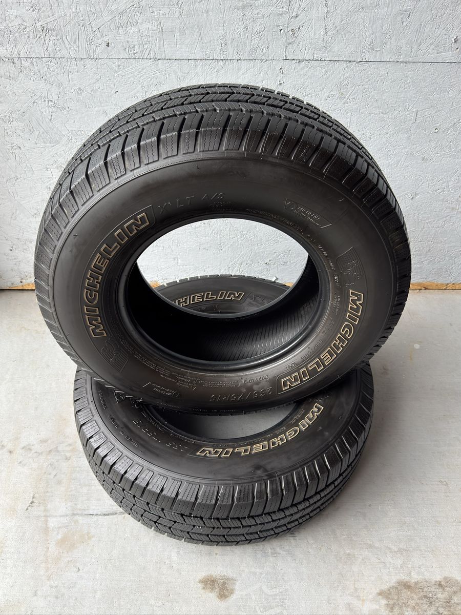 Michelin 235/75R15