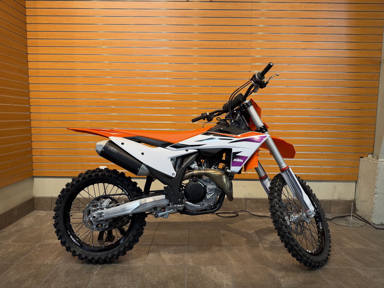 2024 KTM 450 SX-F - UK35649