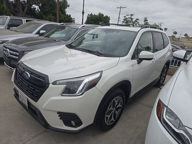 2023 Subaru Forester Premium