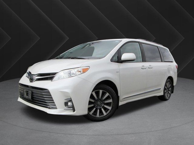 2020 Toyota Sienna XLE Premium 7-Passenger