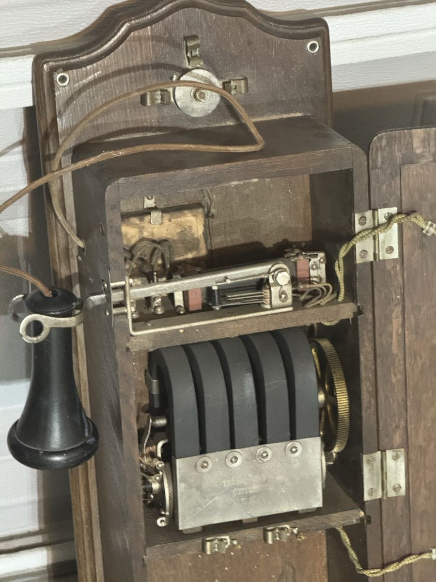 Main image 5