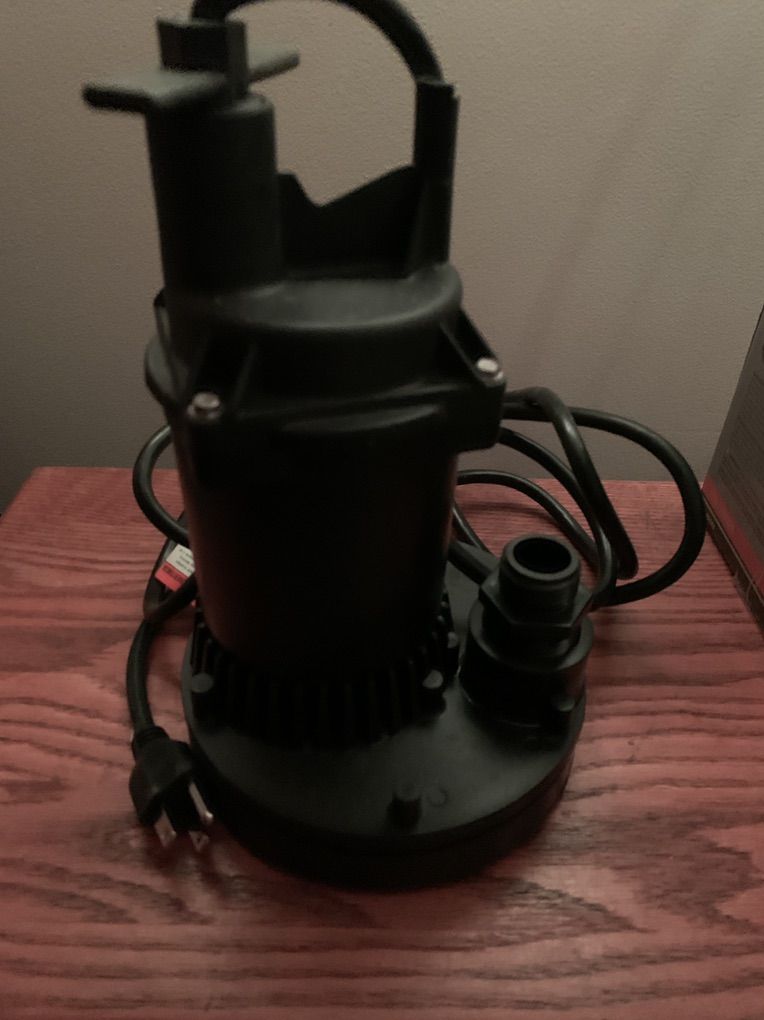 Main image 6