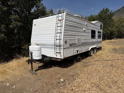 98 Carson 24ft toy hauler