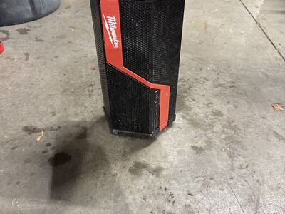 Milwaukee M12/M18 Speaker