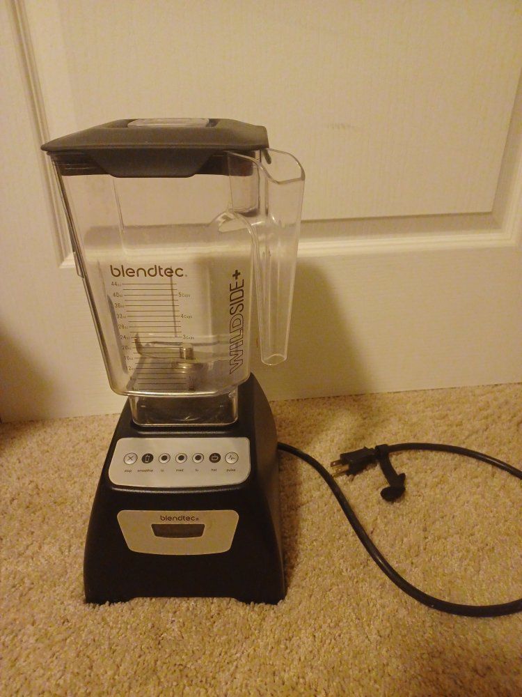 Blendtec Classic 570 CTB2 Blender