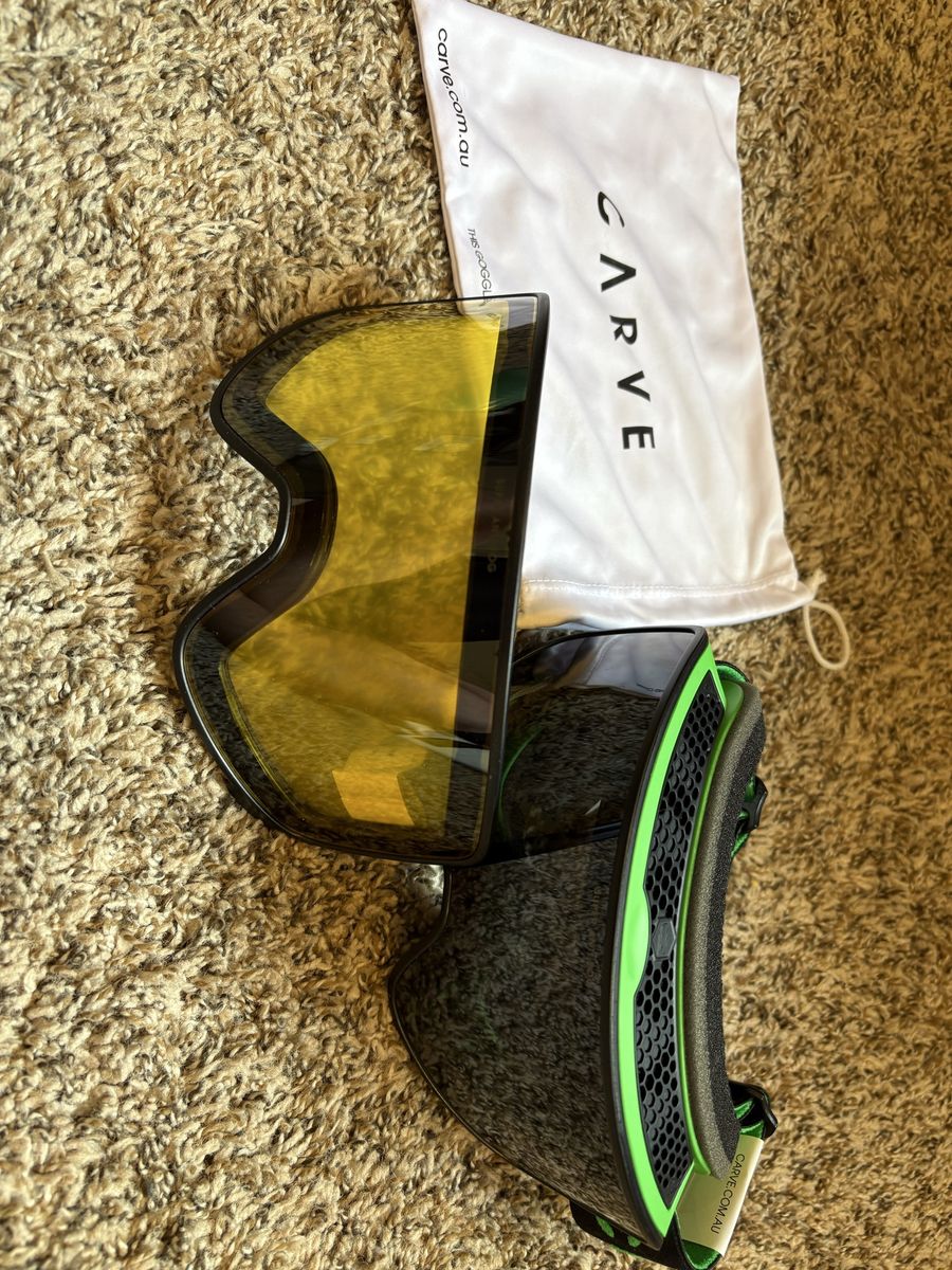 CARVE Summit Snow Goggles New!! Bonus Lens Included