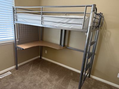 Twin Loft Bed with Built-In Desk – Metal Frame – Great for Kids/Teens