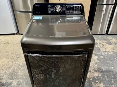 BRAND NEW MIDEA DRYER WITH WARRANTY