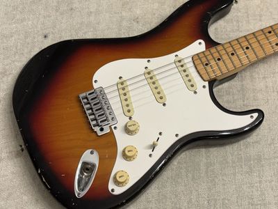 Vintage Harmony Strat