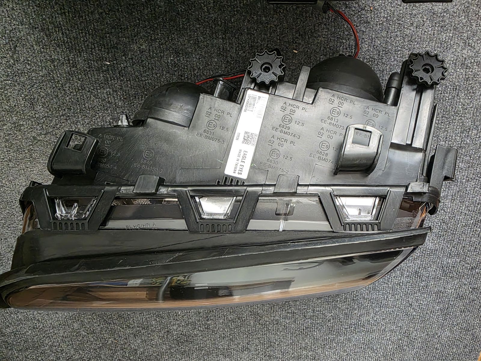 Main image 3