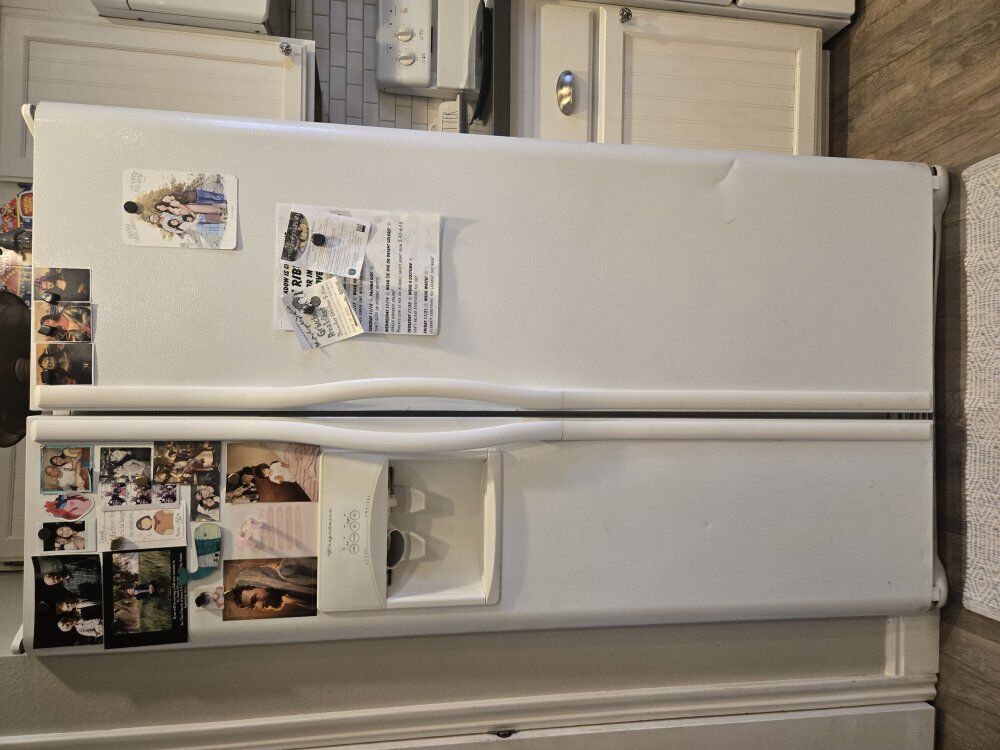 Frigidaire Refrigerator