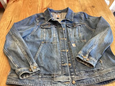 Women’s Carhartt denim jacket