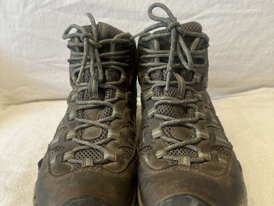 Keen Women’s 8 Grey Mesh/Leather Hiking Boots