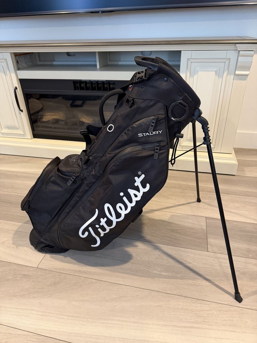 Titleist bag