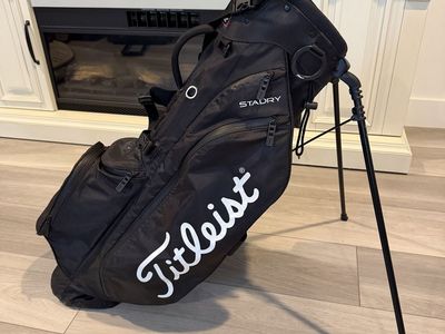 Titleist bag
