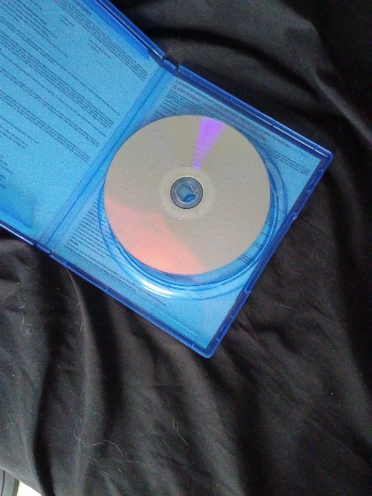 Main image 3