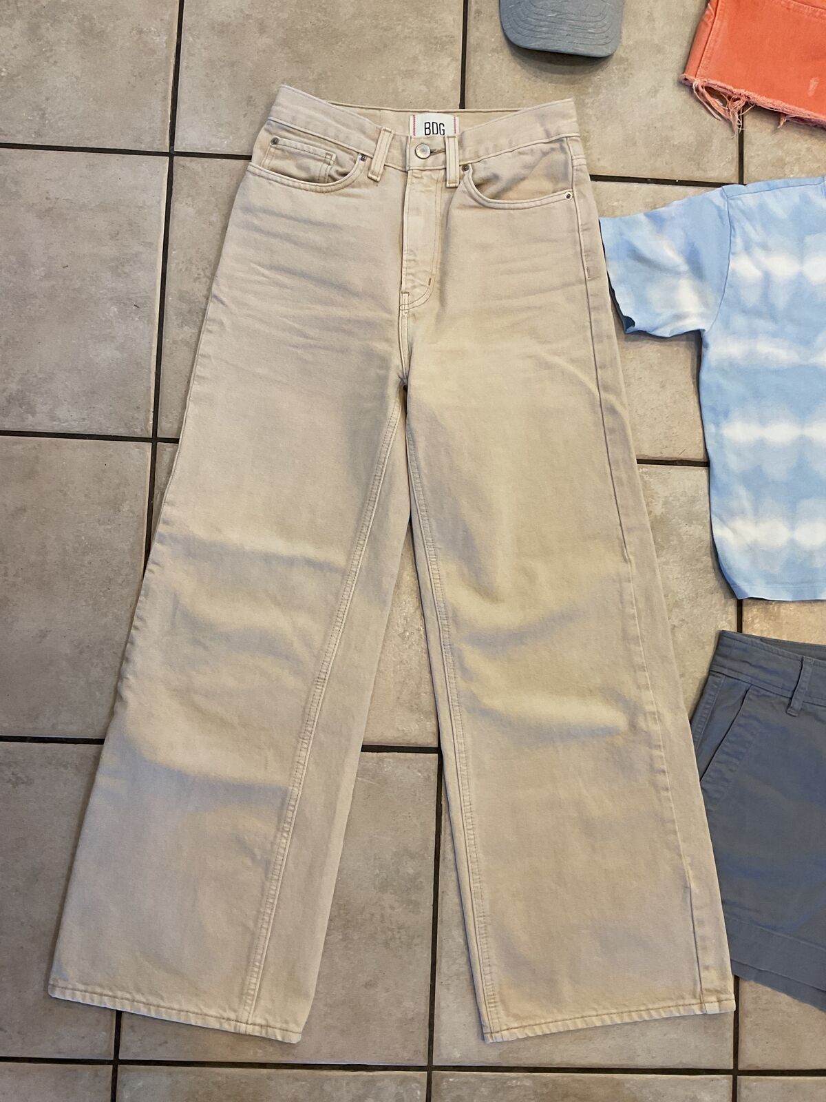 Size 2 and Waiste26