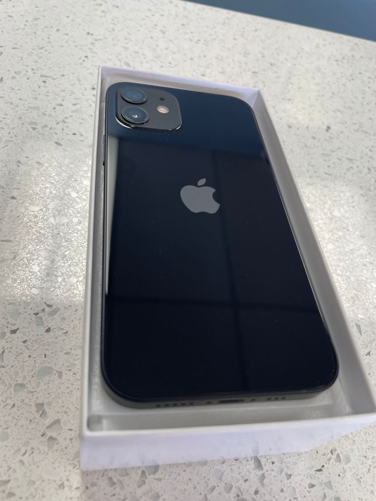 Iphone 12 64gb - Unlocked