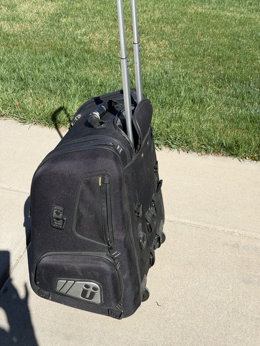 Large Kuryakyn Roller Motorcycle Bag