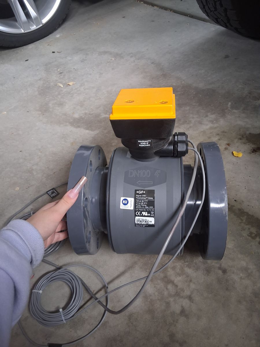 Water flow regulator