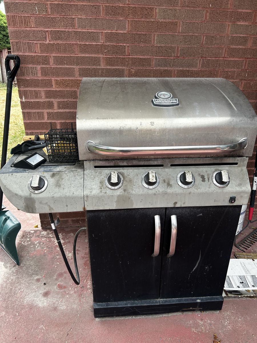 Commercial Stainless Steel 4-Burner Gas Grill with Cabinet