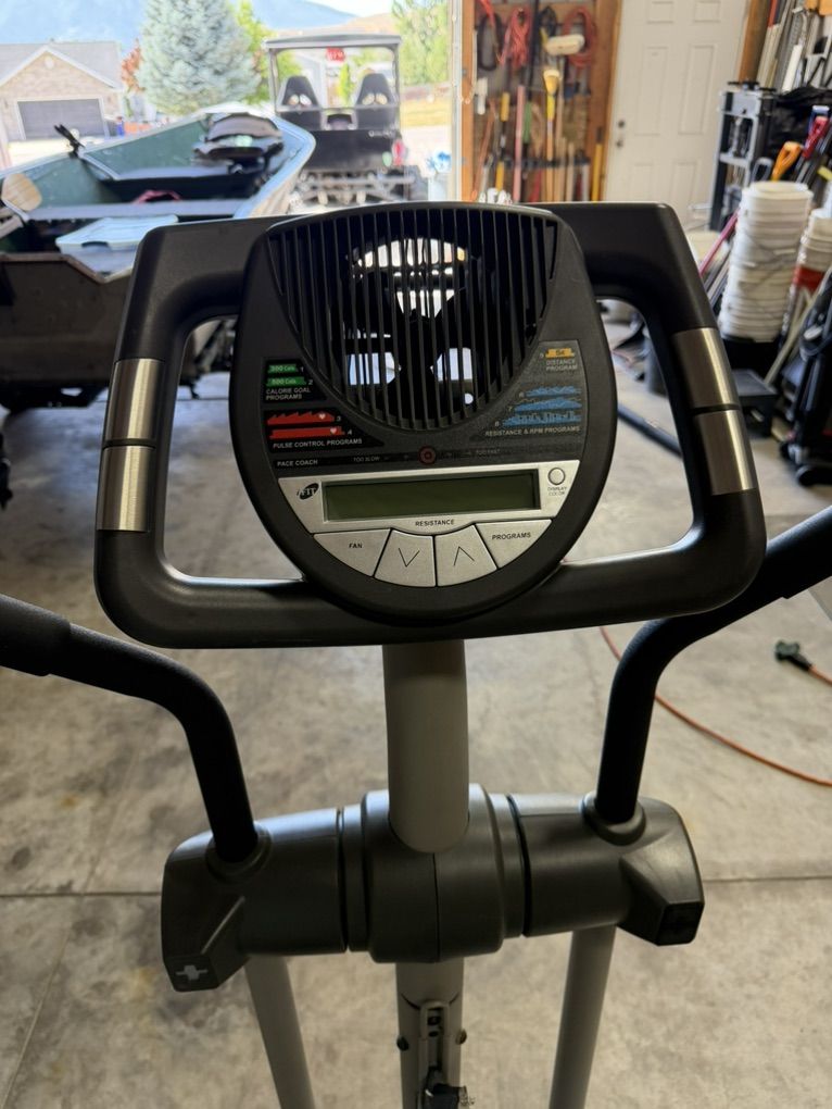 Main image 3