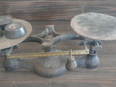 Antique scale