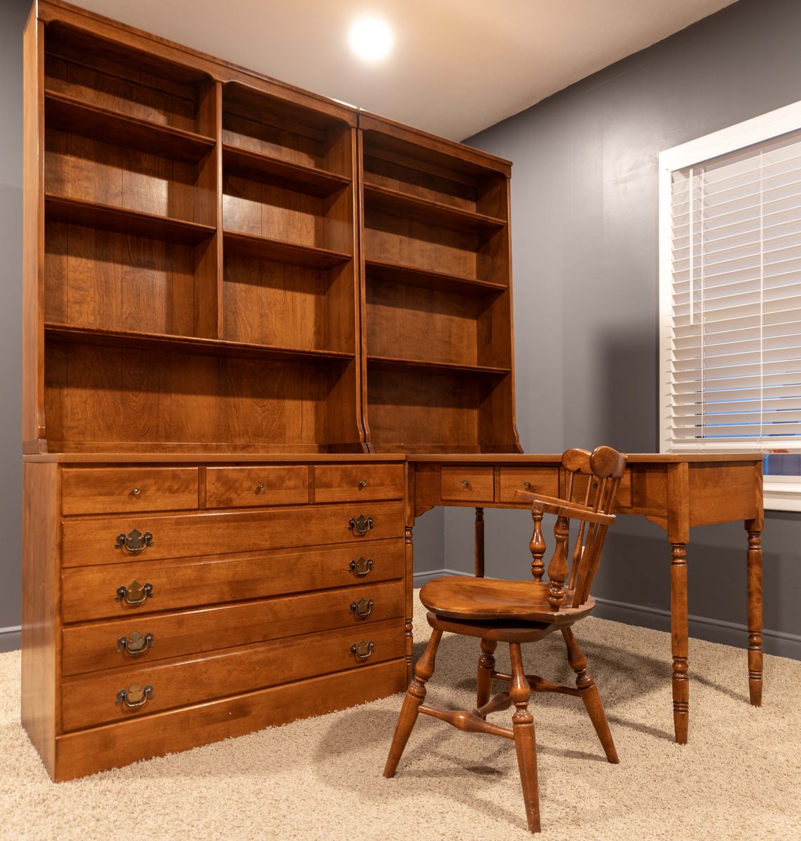 Solid Maple Colonial Bedroom Set and Desk From Ethan Allen w/Twin Headboard