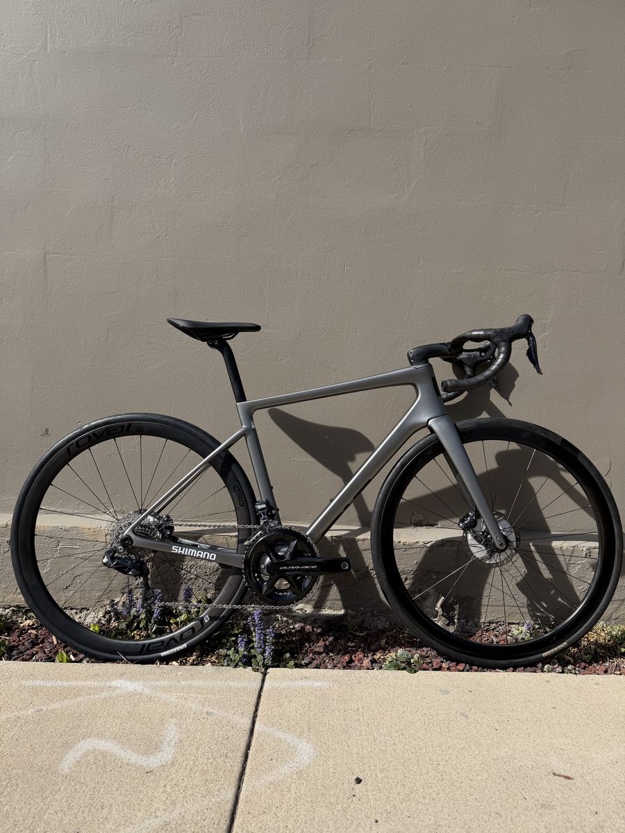 2025 ENVE Melee 54cm ultegra di2