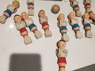 Vintage Foosball Soccer Men