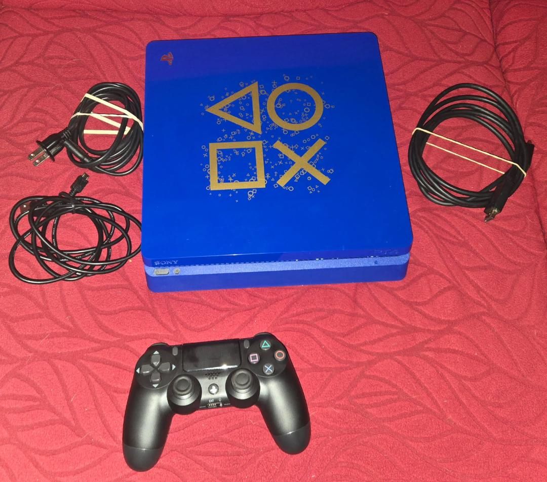 1tb Days of Play Ps4 with 1 controller! trades considered!