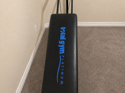 Total gym platinum with accessories