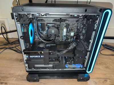 Alienware Aurora R16 Gaming PC – RTX 4080 SUPER / i9-14900KF / 32GB RAM / 2TB