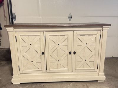 Farmhouse Style 3-Door Console Cabinet White Washed Storage Buffet TV Stand Media Console