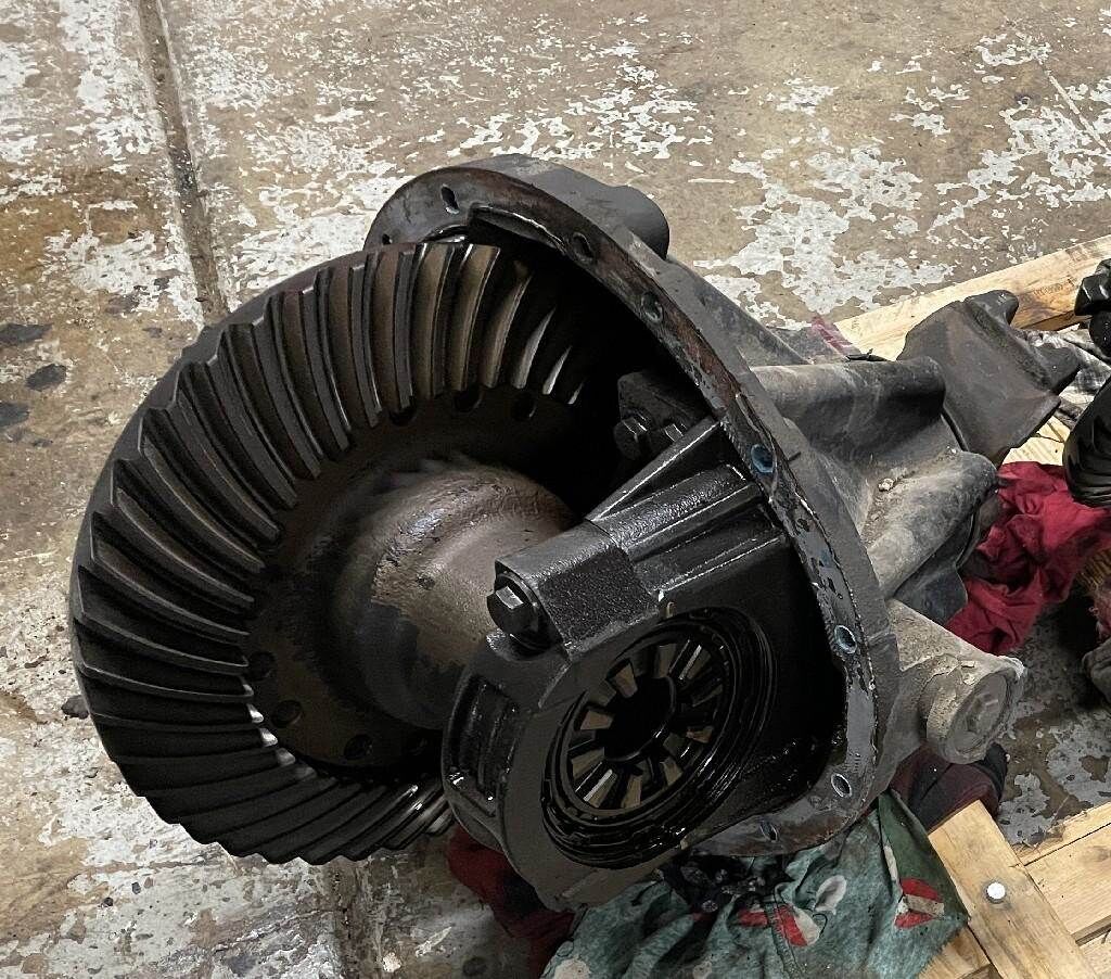 Spicer Rear Differential