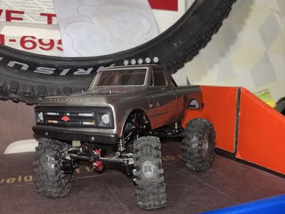 Axial scx24