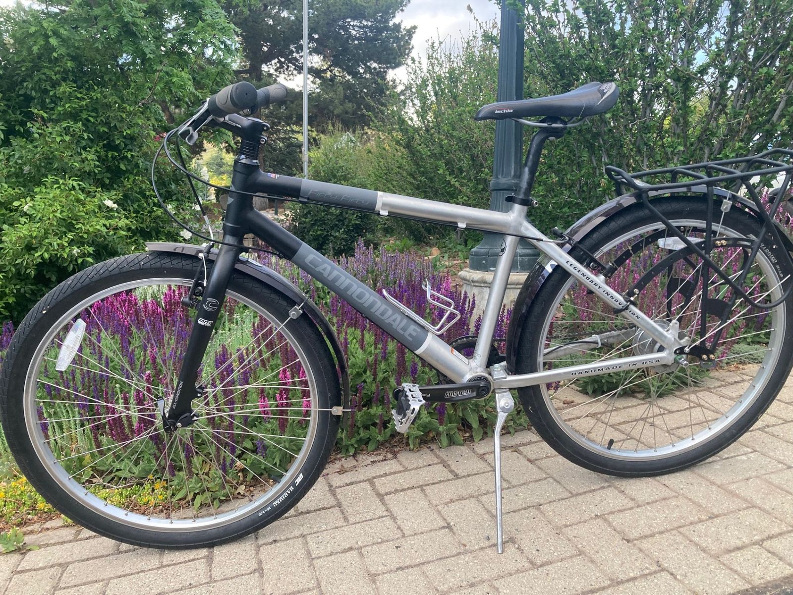 Cannondale Hybrid XS  NEXUS in Excellent condition