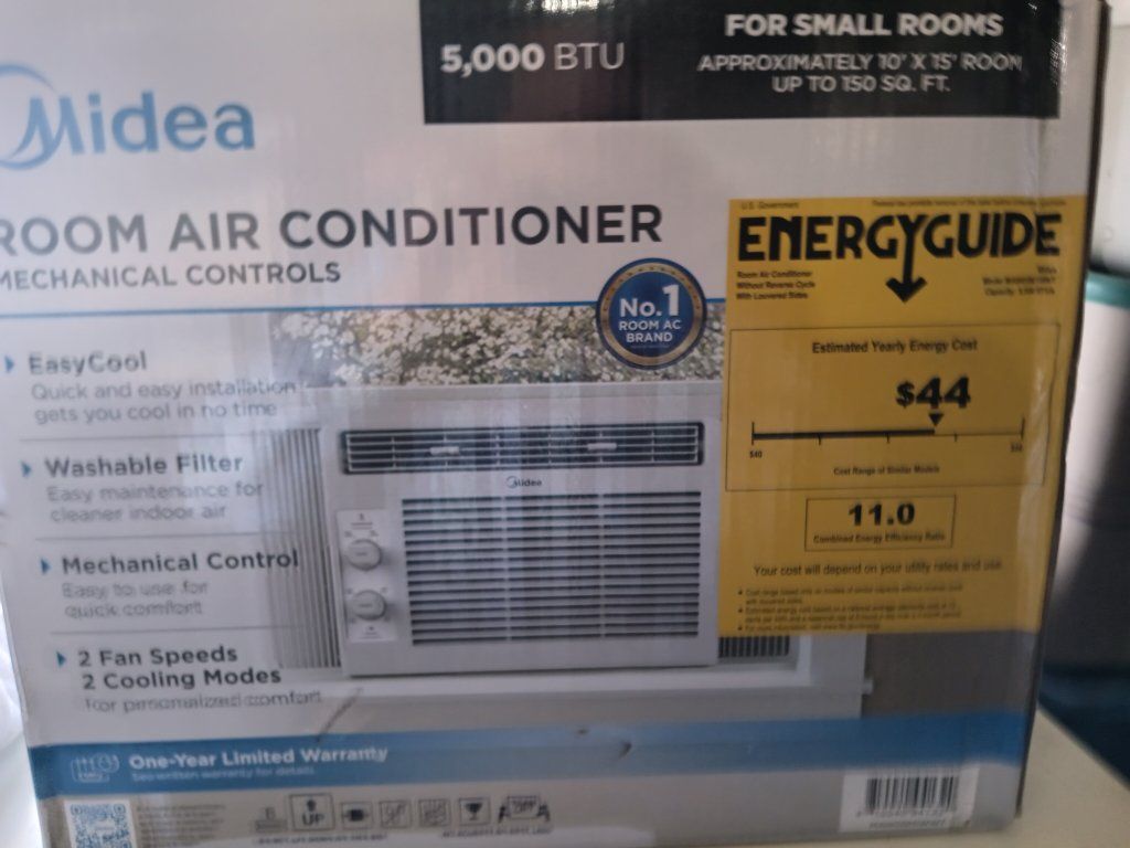 New Midea 5000 BTU air conditioner