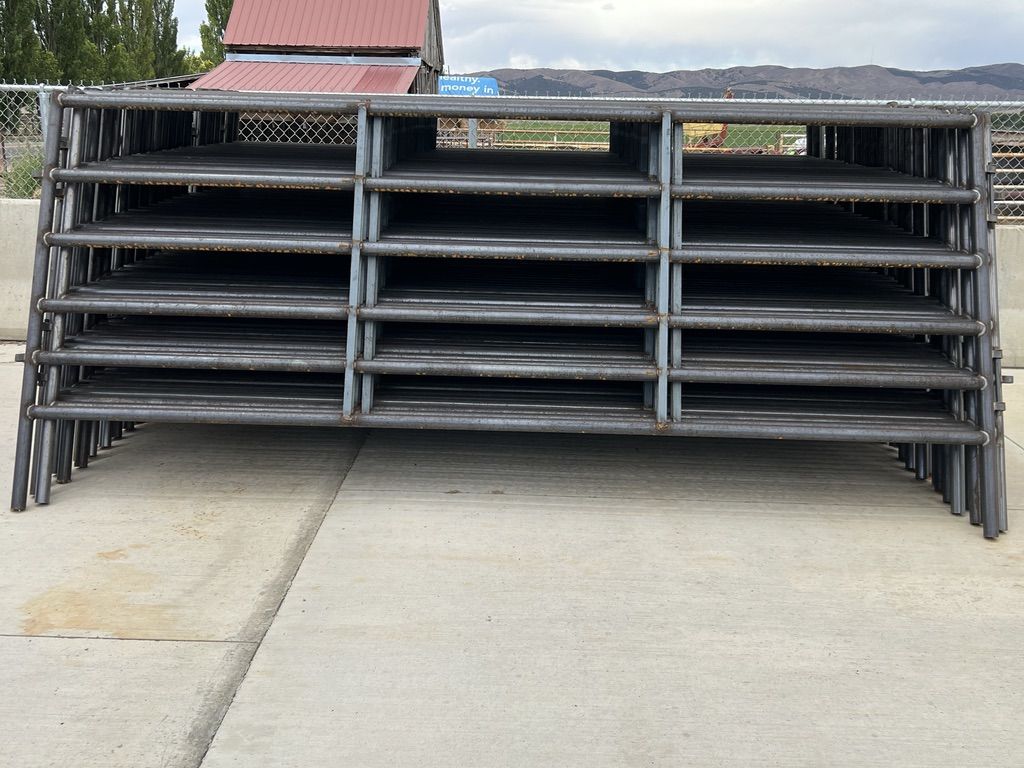 *LIMITED SUPPLY* Livestock Panel 2" - 12' x 6 Rail