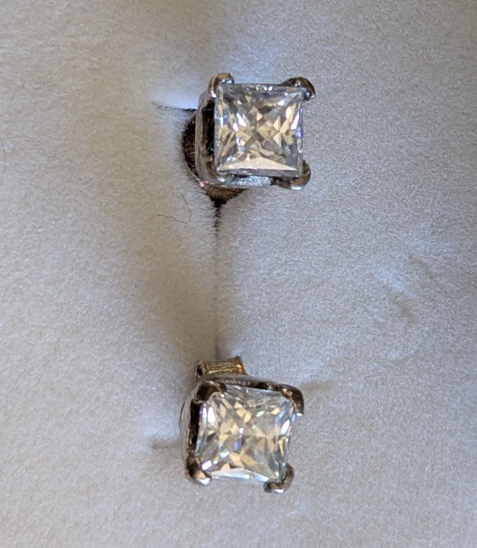 2.5 Ct Princess Cut Diamond Earrings