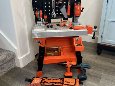 BLACK+DECKER Kids Tool Workbench + Extra Toy Tools