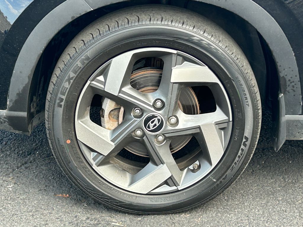 Main image 11
