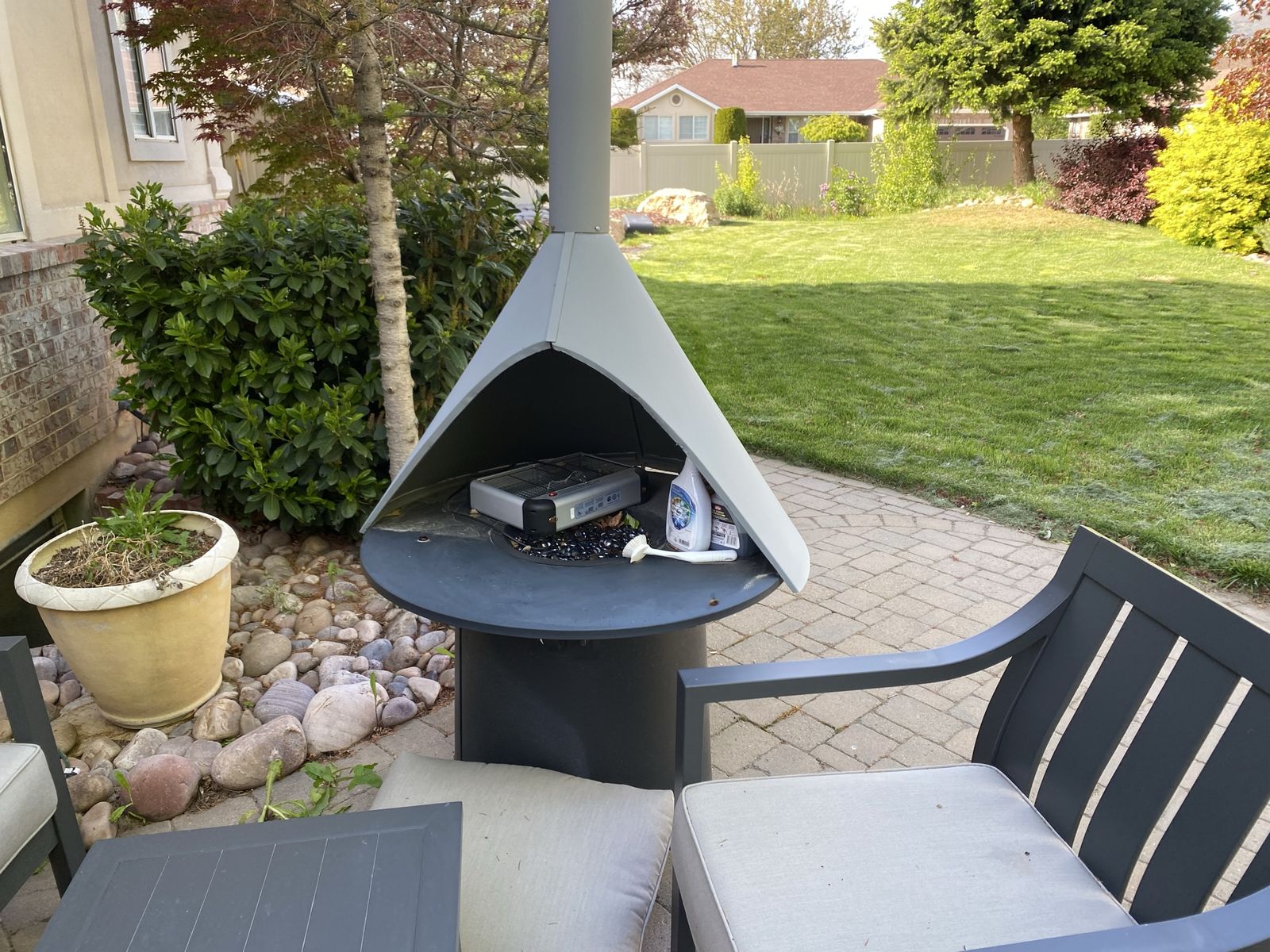 Main image 7