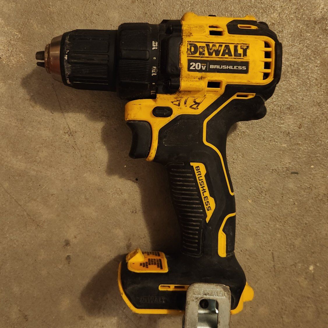 dewalt atomic drill