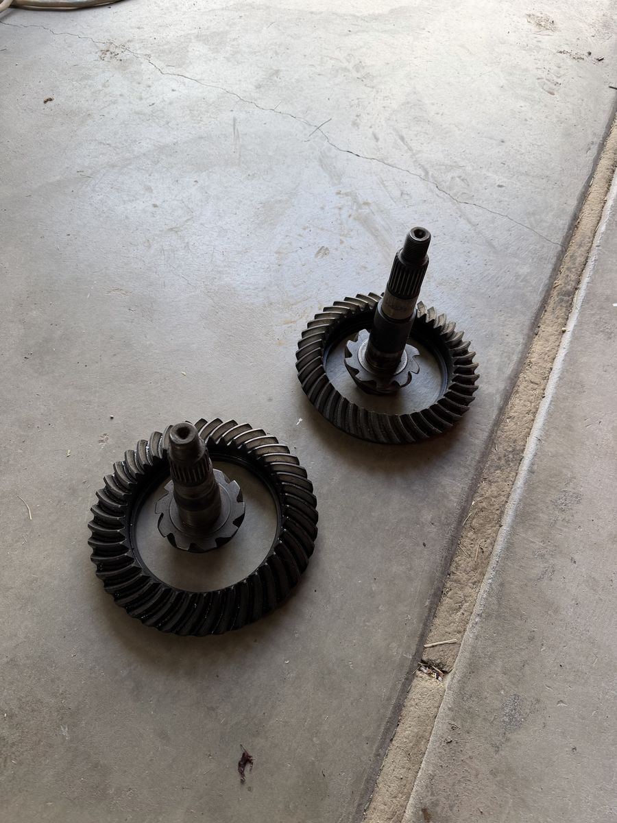 Jeep JK rubicon 4.10 gears