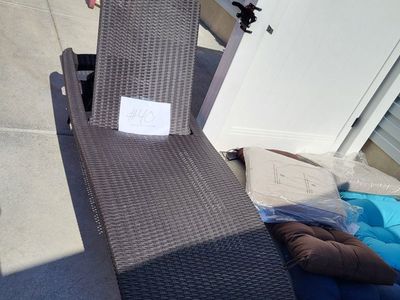 Qty-1 Keter Outdoor Chaise Lounge